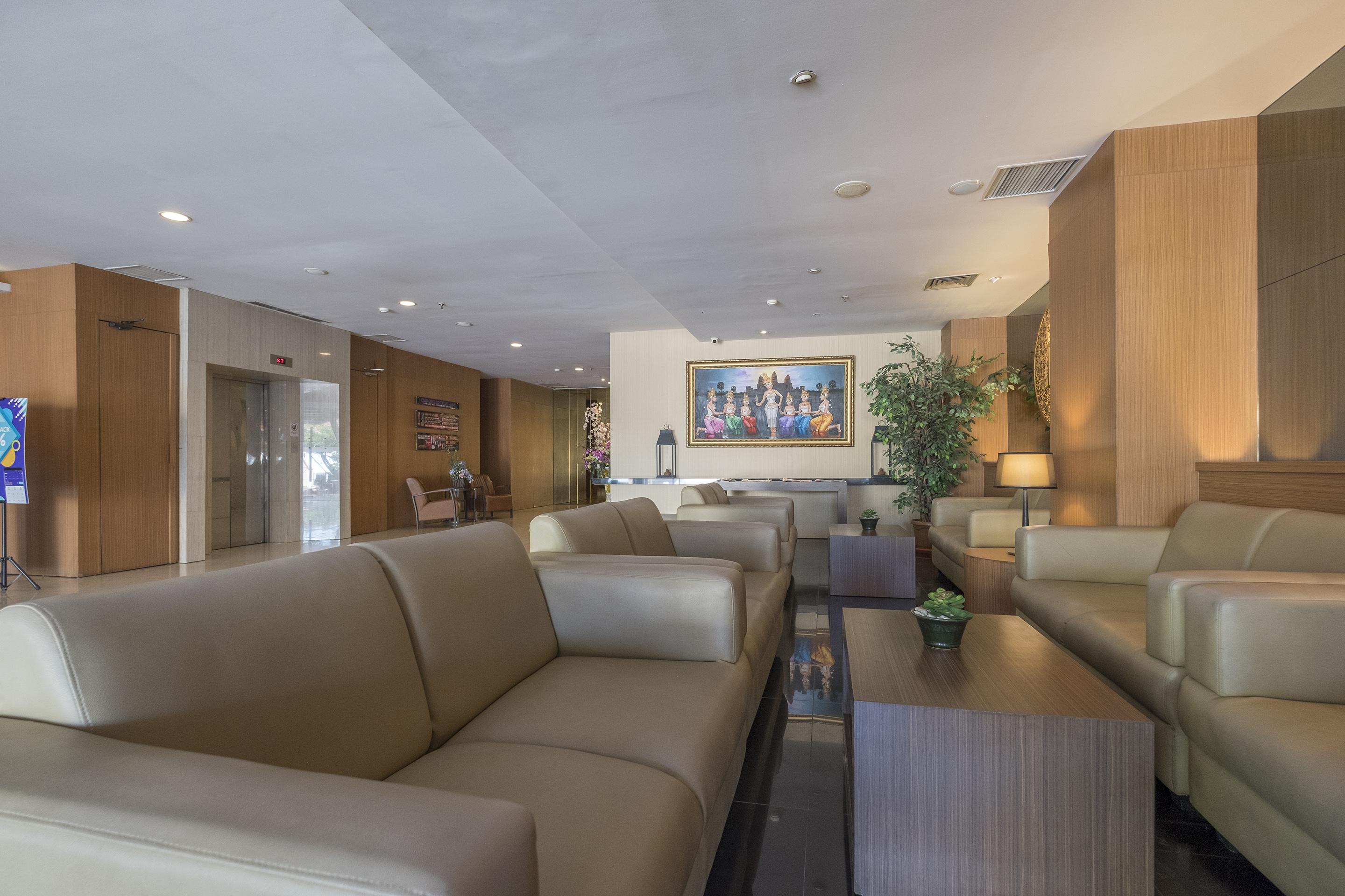 Aswin Hotel And Spa Makassar Exterior foto