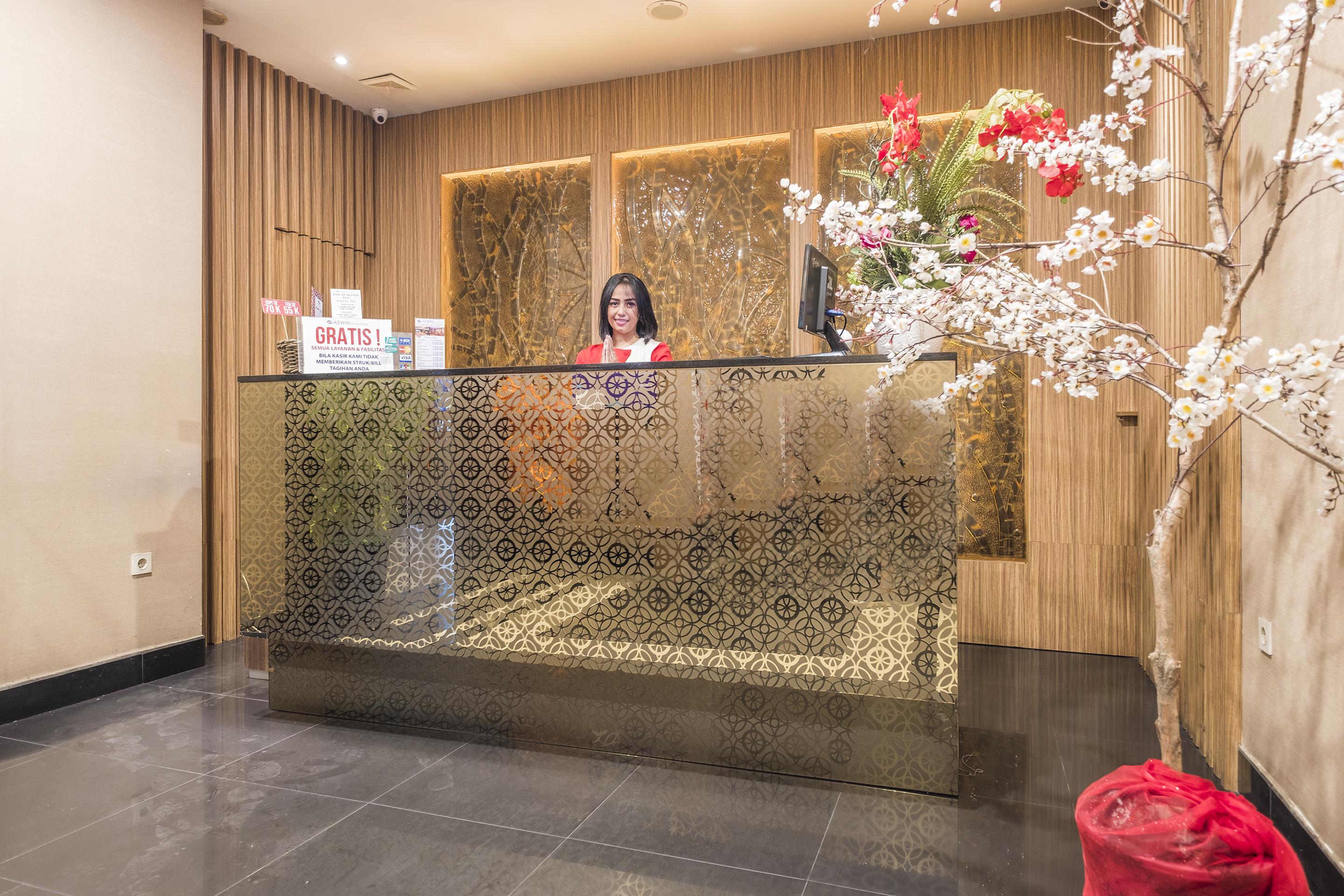 Aswin Hotel And Spa Makassar Exterior foto