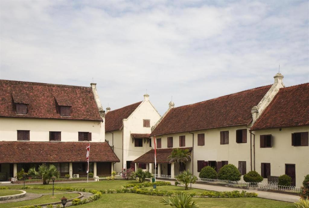Aswin Hotel And Spa Makassar Exterior foto