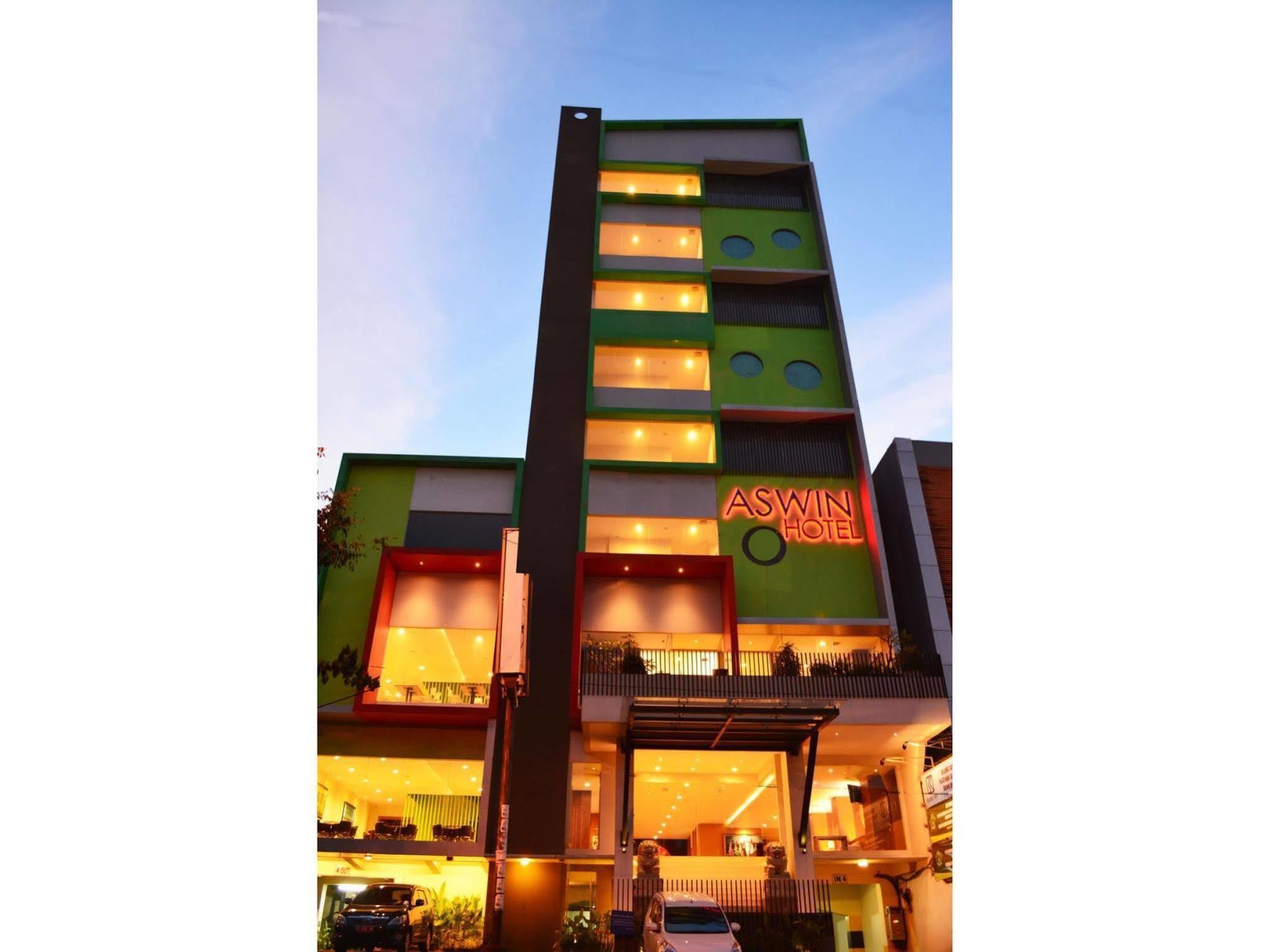 Aswin Hotel And Spa Makassar Exterior foto